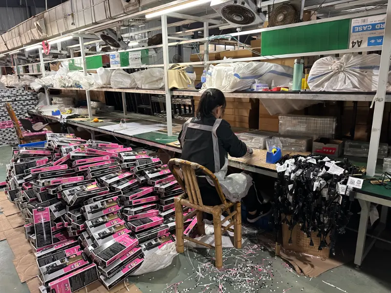 Ningbo Ruishi Technology Co., Ltd. lanseeraa virallisesti lujat kupariset kammat.